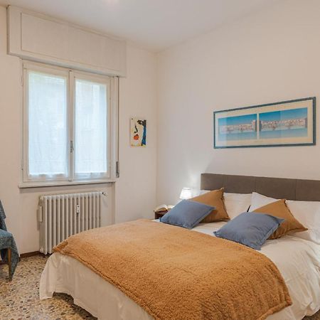 Lovely & Quiet Apartment - With Balcony & Parking Côme Extérieur photo